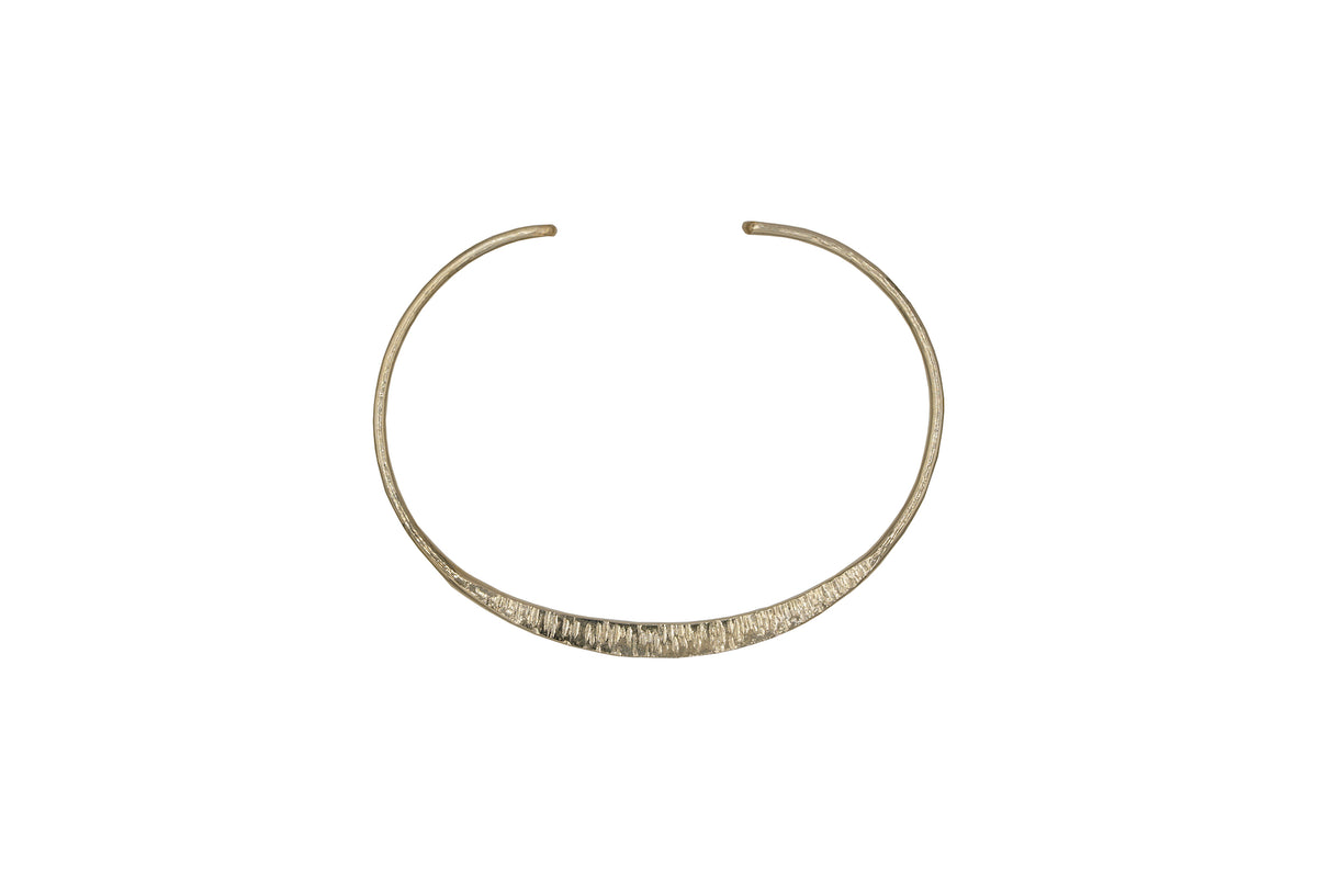 Simpli Cuff, flat line texture, side view