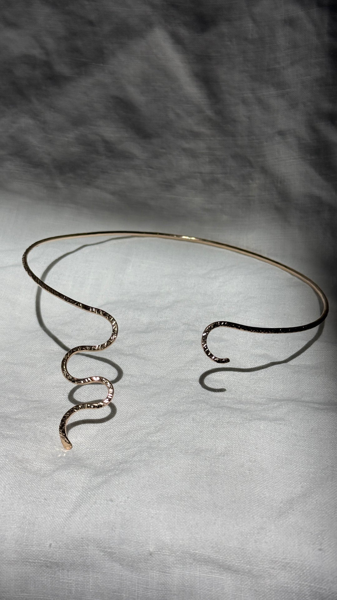 15/30 Serpent Choker