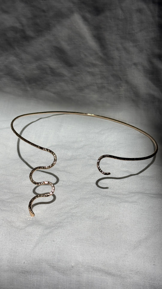 15/30 Serpent Choker