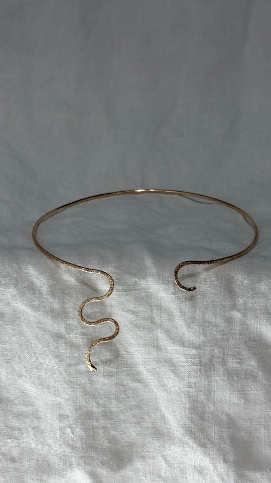 15/30 Serpent Choker