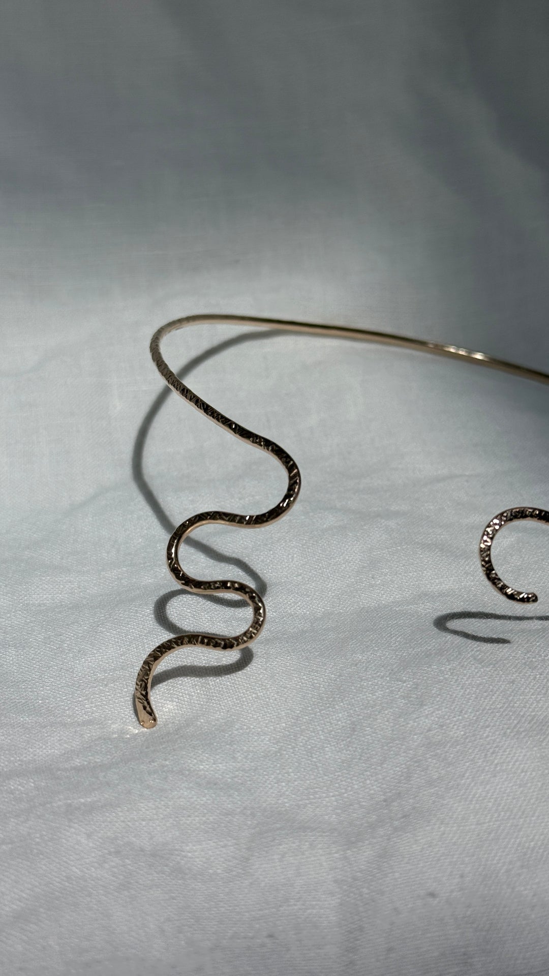 15/30 Serpent Choker