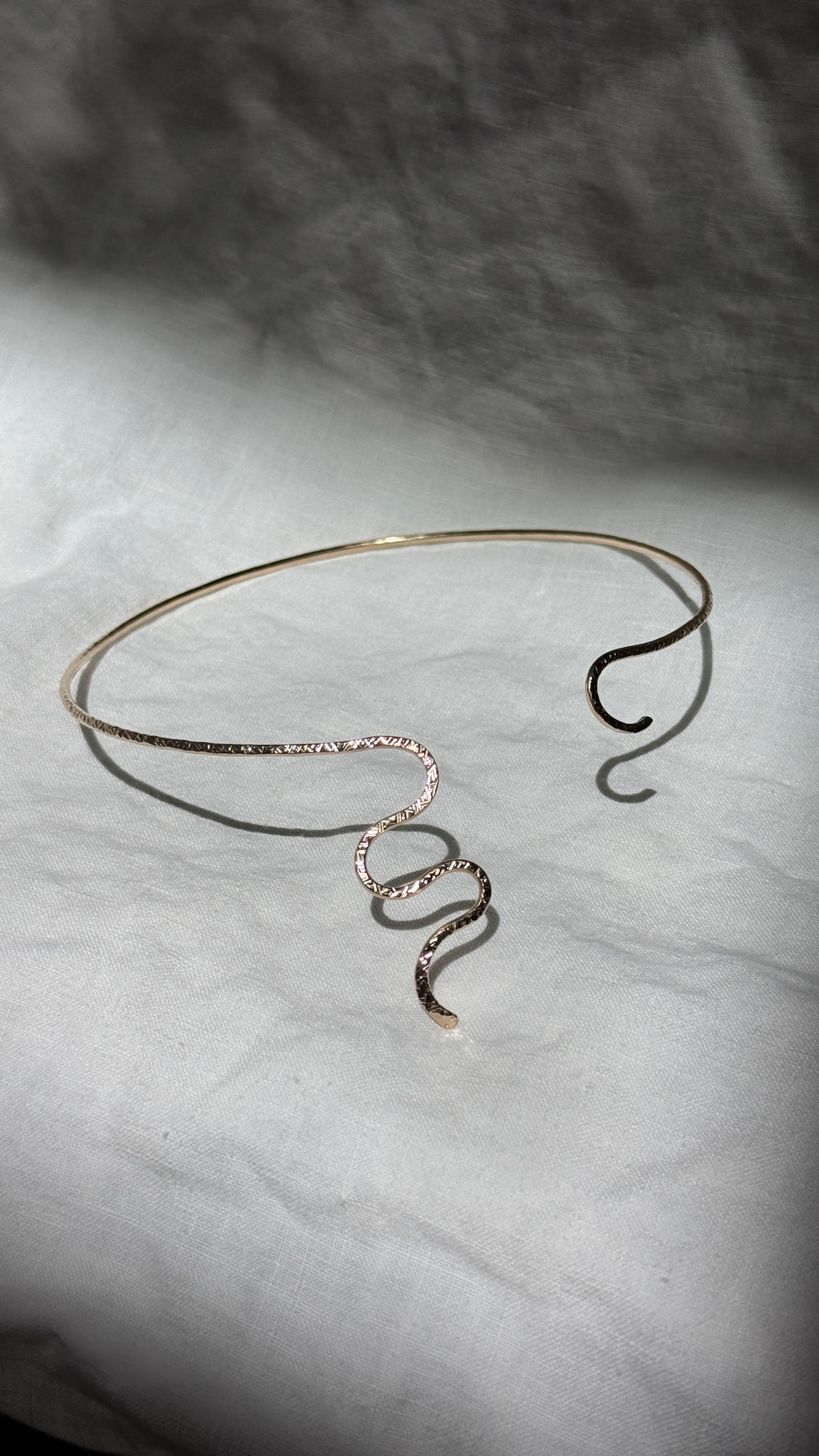 15/30 Serpent Choker