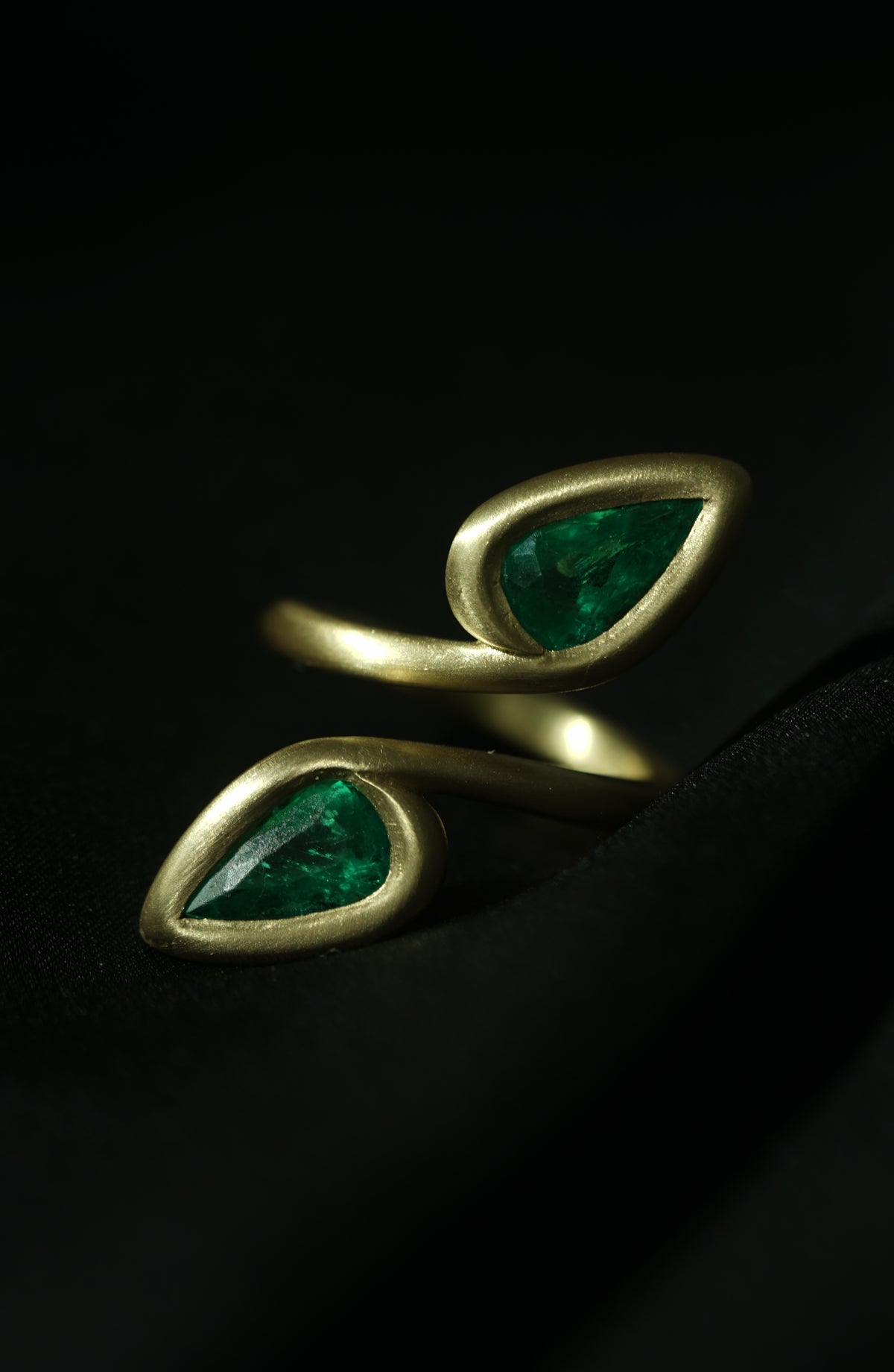 Double the Fun Ring in 18k gold, view 3