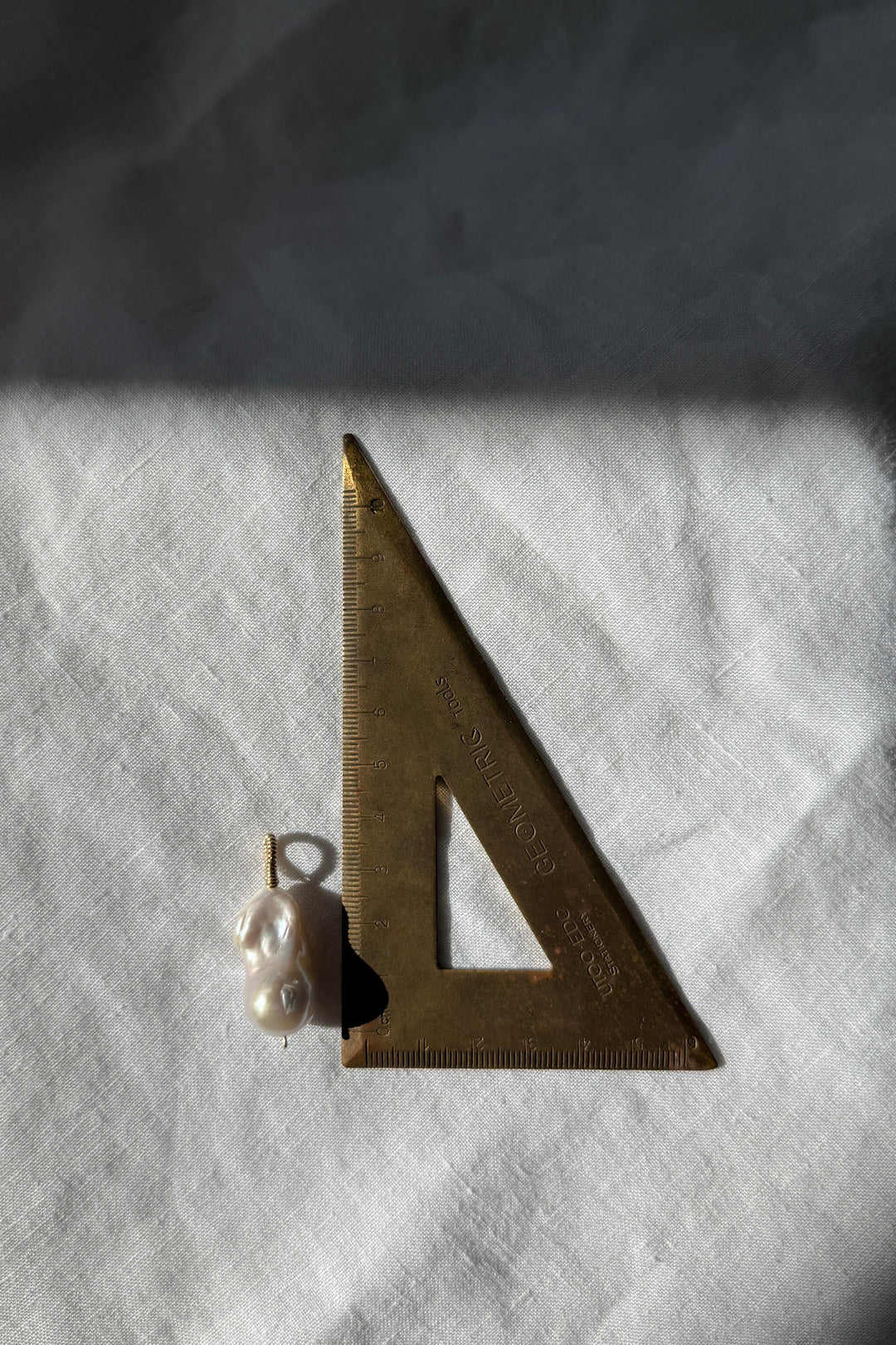 Baroque Pearl Pendant