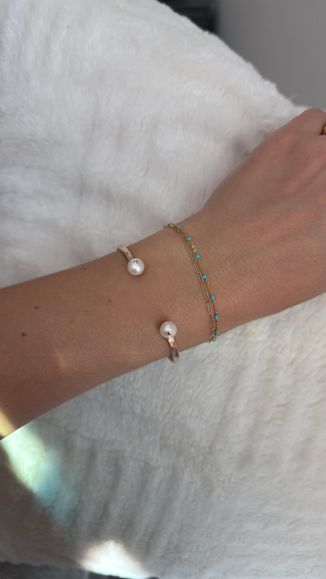 Vida Pearl Cuff