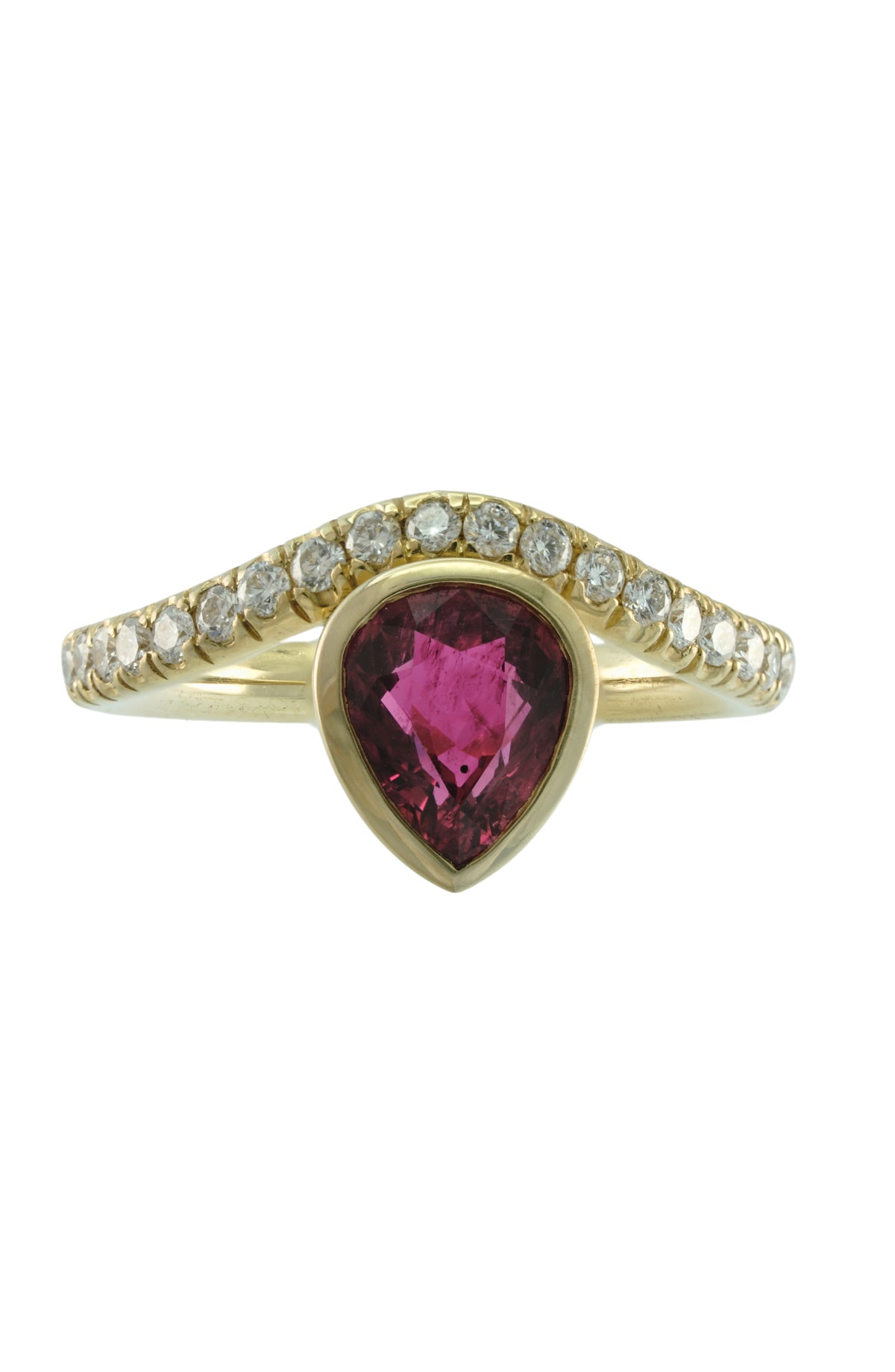 Mozambique Ruby Ring with Diamonds in 18k gold, view 6