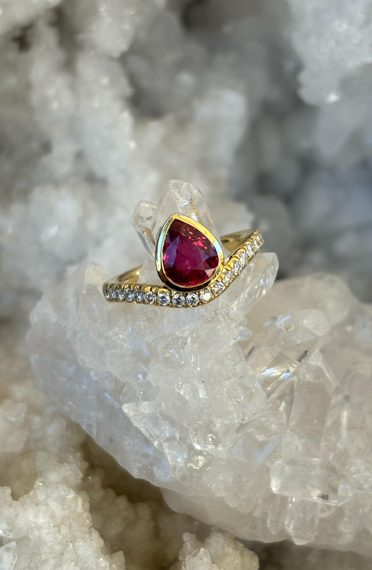 Mozambique Ruby Ring with Diamonds in 18k gold, view 5