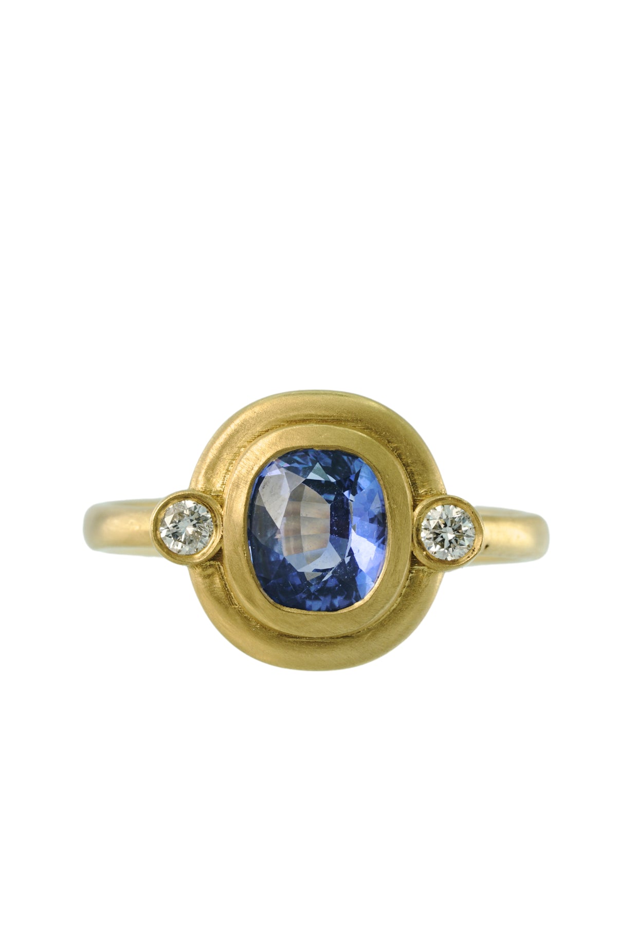 Sapphire Ring with Diamonds in 18k gold