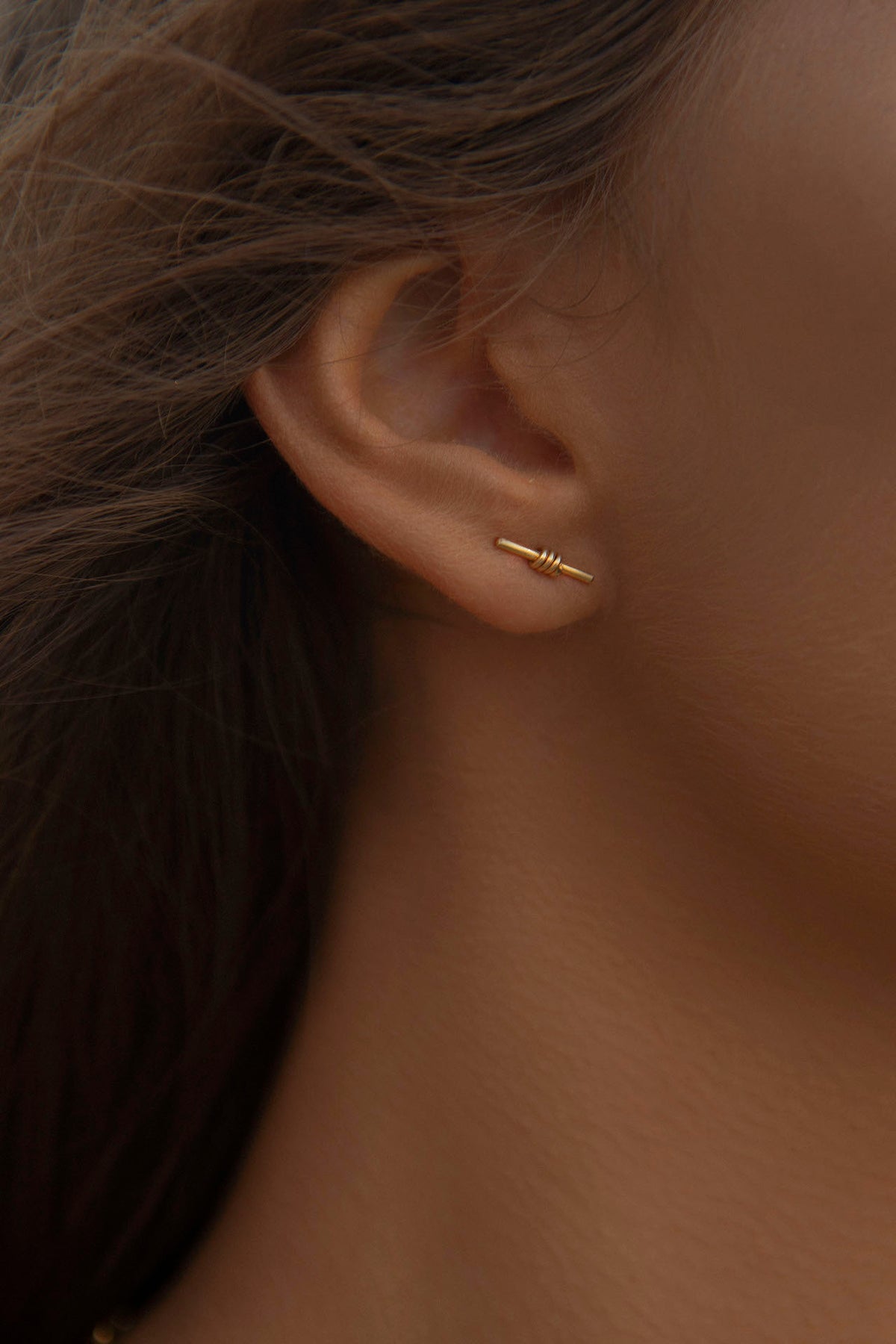 Vio Studs