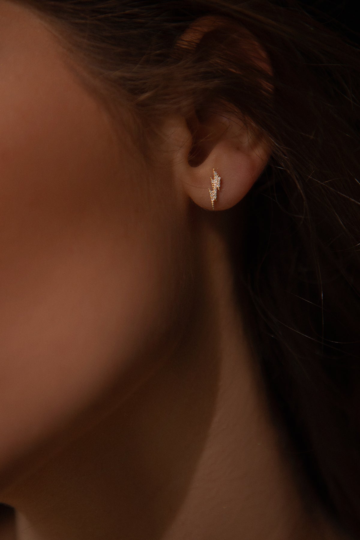 Lightning Studs, detail