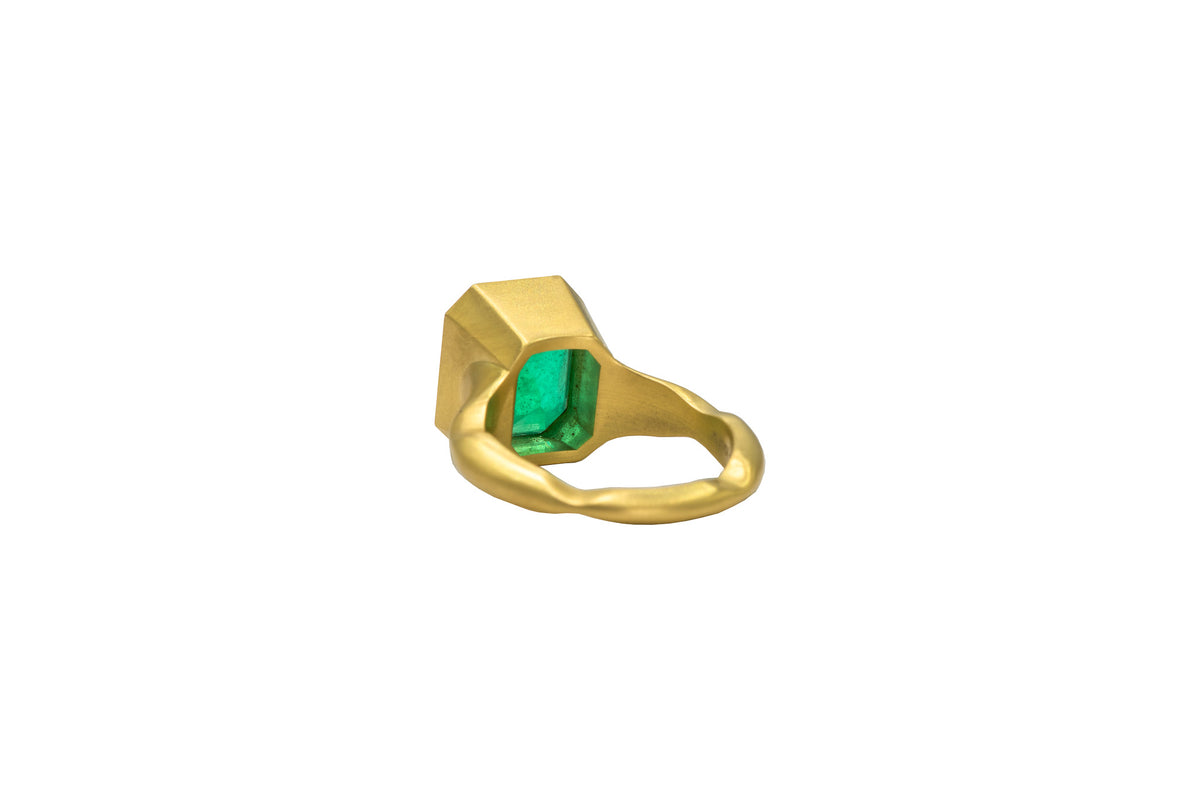 Emerald Rectangular Ring, back view